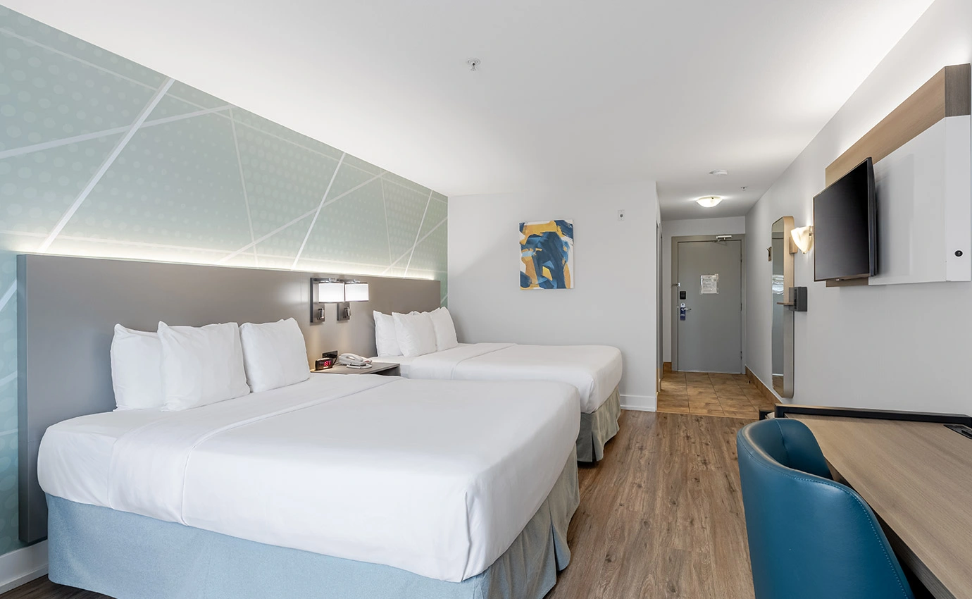Deluxe Two Queen Room 2