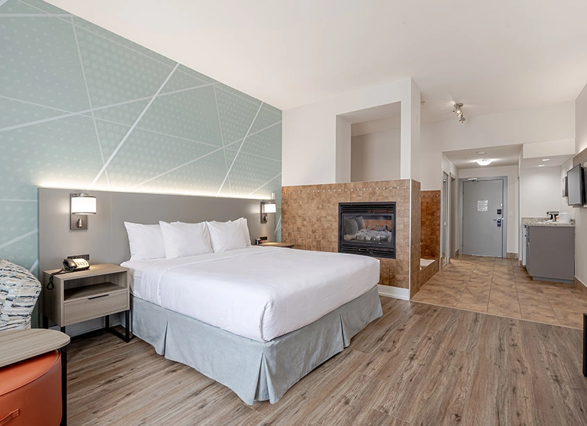 Jacuzzi Suite 2